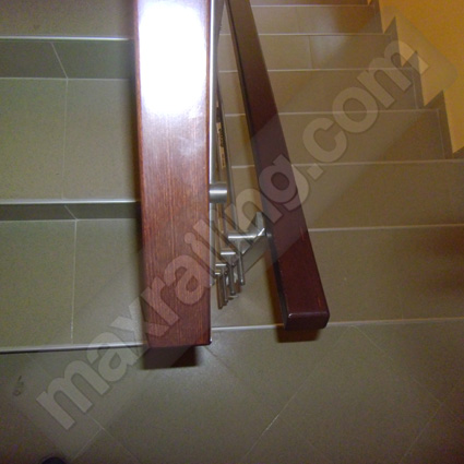 Иноксов парапет